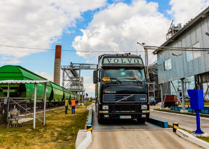 Як тримати логістику під контролем у пікові тижні